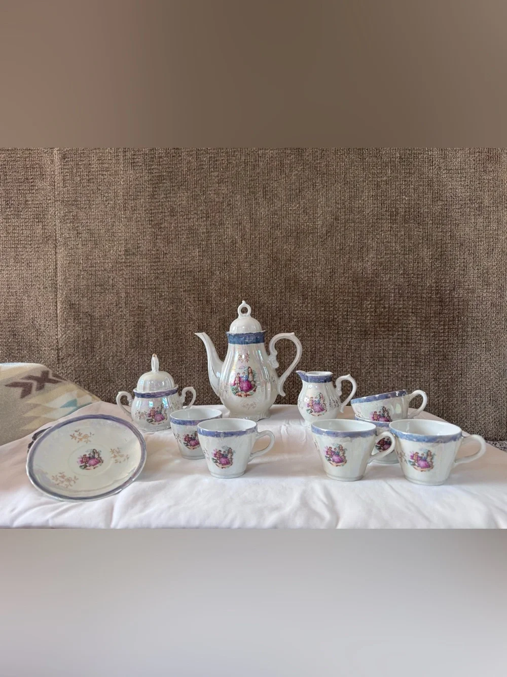 Porcelain Tea Pot Set - Picture 1 of 8